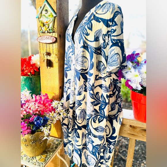 H&M Blue & White Print Loose Wide Sleeve Split Neck Loose Fit Tunic Dress XL - Picture 3 of 9